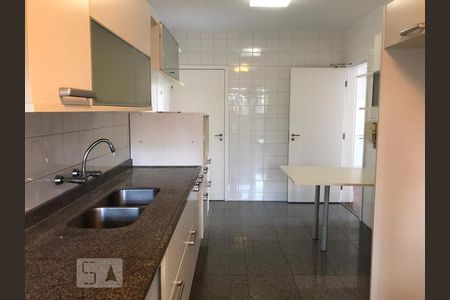 Cozinha de apartamento à venda com 4 quartos, 185m² em Real Parque, São Paulo
