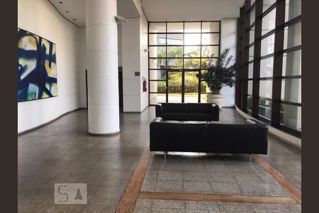 Apartamento à venda com 185m², 4 quartos e 3 vagasHall