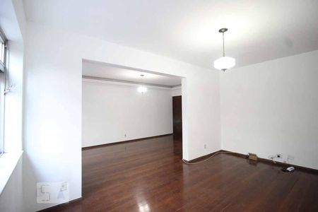 Apartamento à venda com 120m², 4 quartos e 2 vagasSala