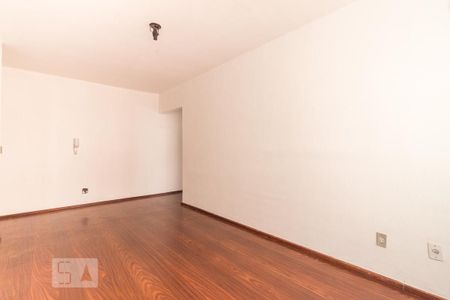 Sala de apartamento para alugar com 1 quarto, 48m² em Humaitá, Porto Alegre