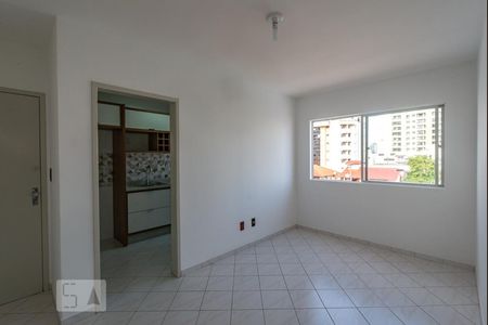 Sala de apartamento para alugar com 1 quarto, 44m² em Kobrasol, São José