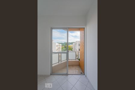 Varanda Quarto de apartamento para alugar com 1 quarto, 44m² em Kobrasol, São José