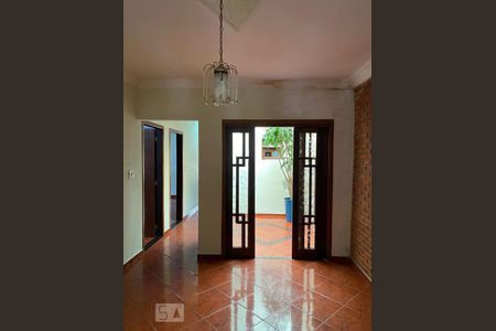 Sala de casa para alugar com 3 quartos, 220m² em Campestre, Santo André