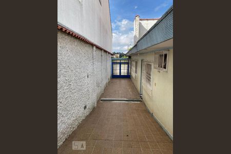 Casa para alugar com 220m², 3 quartos e 5 vagasCorredor  Externo 