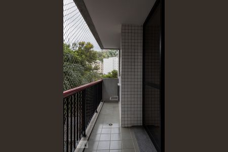 Varanda de apartamento para alugar com 2 quartos, 84m² em Grajaú, Rio de Janeiro