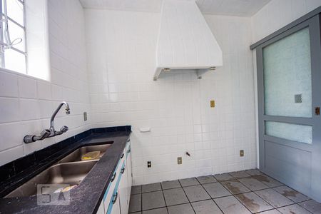 Casa à venda com 150m², 4 quartos e 1 vagaCozinha 