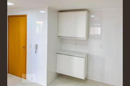 Apartamento à venda com 120m², 3 quartos e 2 vagasCozinha
