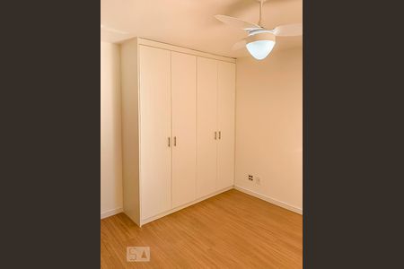 Apartamento à venda com 120m², 3 quartos e 2 vagasQuarto 2