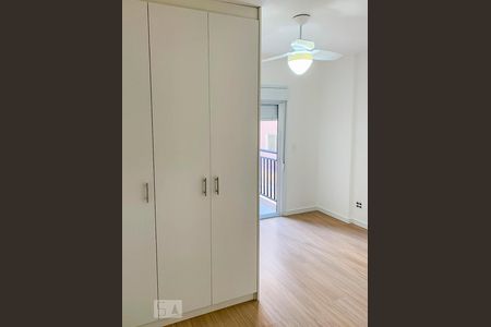 Apartamento à venda com 120m², 3 quartos e 2 vagasQuarto 3