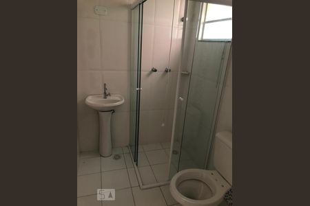 Banheiro da Suíte 2 de casa de condomínio para alugar com 2 quartos, 70m² em Cidade Patriarca, São Paulo