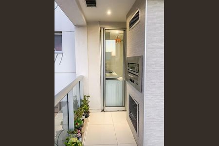 Detalhe Varanda de apartamento à venda com 2 quartos, 115m² em Brooklin Paulista, São Paulo