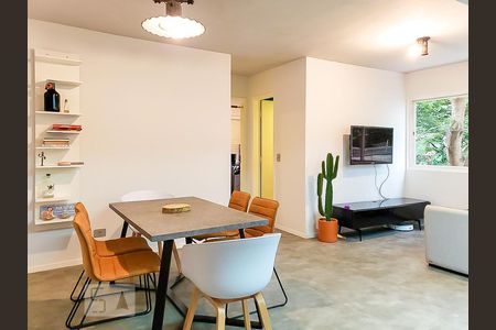 Sala de apartamento para alugar com 2 quartos, 54m² em Vila Madalena, São Paulo