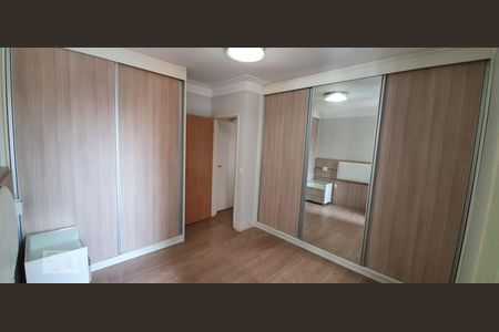 Apartamento à venda com 100m², 2 quartos e 2 vagasQuarto 1 - Armários