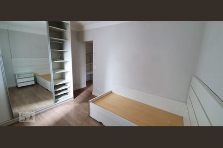 Apartamento à venda com 100m², 2 quartos e 2 vagasQuarto 2 - Armários