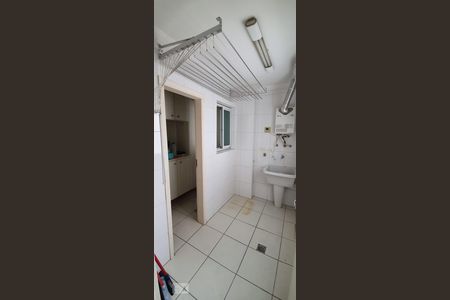 Apartamento à venda com 100m², 2 quartos e 2 vagasÁrea de Serviço