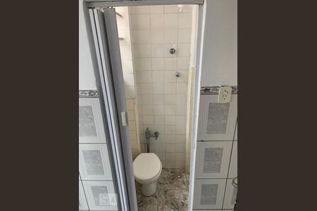 Banheiro de Serviço de apartamento à venda com 3 quartos, 110m² em Flamengo, Rio de Janeiro