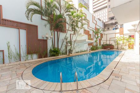 Apartamento para alugar com 26m², 1 quarto e 1 vaga Apartamento para alugar com 26m², 1 quarto e 1 vagaPiscina