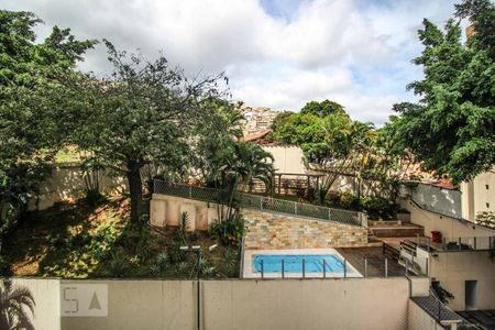 Vista Sala de apartamento para alugar com 3 quartos, 94m² em Santo Antônio, Belo Horizonte