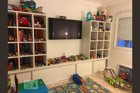 Apartamento para alugar com 260m², 3 quartos e 4 vagasQuarto