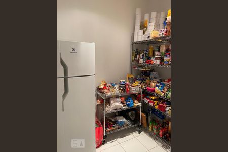 Apartamento para alugar com 260m², 3 quartos e 4 vagasDispensa