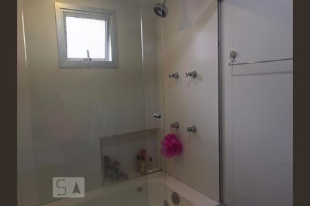 Banheiro de apartamento para alugar com 2 quartos, 62m² em Santa Paula, São Caetano do Sul