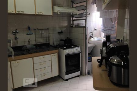 Apartamento à venda com 50m², 2 quartos e 1 vagaCozinha