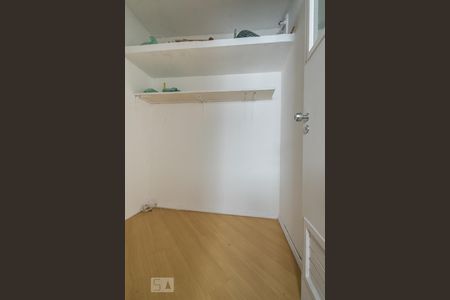 Apartamento para alugar com 75m², 2 quartos e sem vaga Apartamento para alugar com 75m², 2 quartos e sem vagaQuarto de Serviço