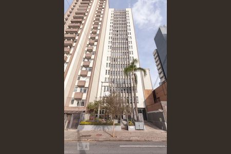 Apartamento para alugar com 41m², 1 quarto e sem vaga Apartamento para alugar com 41m², 1 quarto e sem vagaFachada