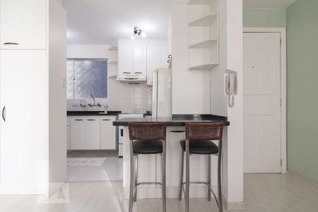 Sala de apartamento para alugar com 1 quarto, 41m² em Batel, Curitiba