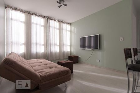 Sala de apartamento para alugar com 1 quarto, 41m² em Batel, Curitiba