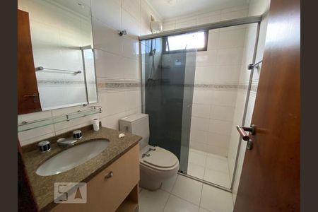 Apartamento para alugar com 92m², 3 quartos e 2 vagas Apartamento para alugar com 92m², 3 quartos e 2 vagasBanheiro