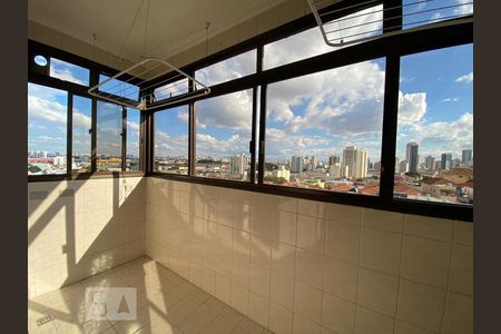 Apartamento para alugar com 92m², 3 quartos e 2 vagas Apartamento para alugar com 92m², 3 quartos e 2 vagasLavanderia