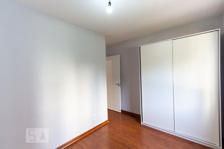 Apartamento à venda com 73m², 2 quartos e 1 vagaQuarto 2