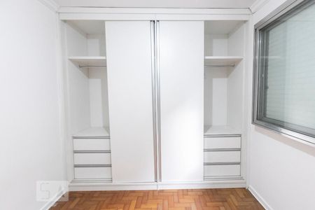 Quarto 1 de apartamento para alugar com 2 quartos, 65m² em Vila Olímpia, São Paulo