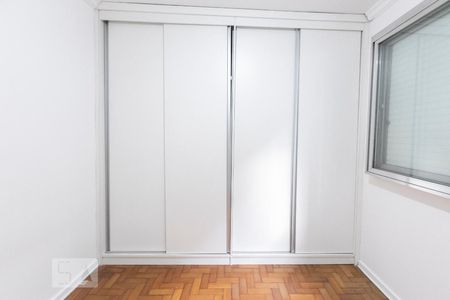 Quarto 1 de apartamento para alugar com 2 quartos, 65m² em Vila Olímpia, São Paulo