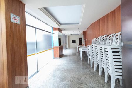 Apartamento para alugar com 65m², 2 quartos e 1 vagaÁrea comum - Salão de festas