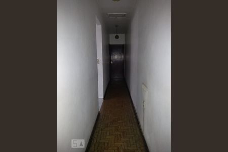 Corredor de casa à venda com 4 quartos, 163m² em Jardim Sílvia, Santo André