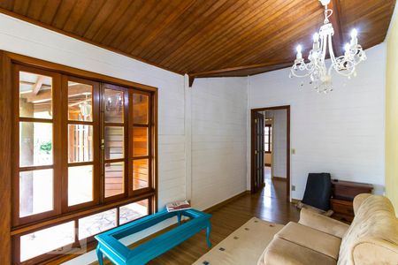 Casa de condomínio à venda com 388m², 3 quartos e 4 vagasEscritório