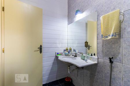 Casa de condomínio à venda com 388m², 3 quartos e 4 vagasBanheiro da Suíte 3