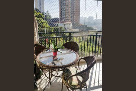 Varanda Gourmet de apartamento à venda com 2 quartos, 62m² em Vila Gomes, São Paulo