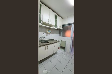 Apartamento para alugar com 96m², 3 quartos e 1 vaga Apartamento para alugar com 96m², 3 quartos e 1 vagaCozinha