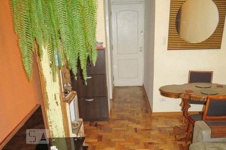 Sala de apartamento para alugar com 1 quarto, 45m² em Bela Vista, São Paulo