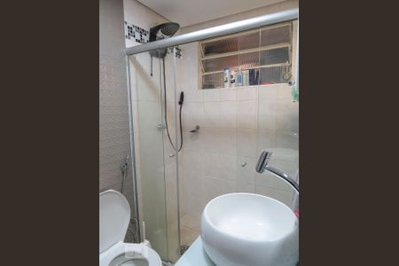 Banheiro de apartamento para alugar com 1 quarto, 45m² em Bela Vista, São Paulo