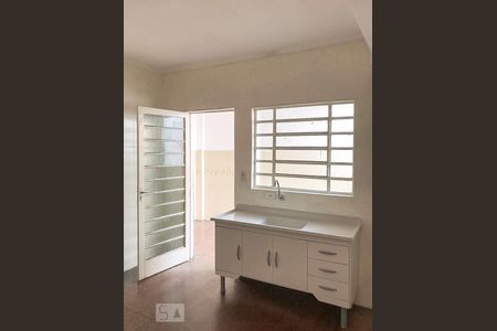 Cozinha de apartamento para alugar com 2 quartos, 75m² em Vila Hulda, Guarulhos