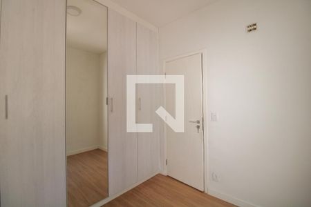 Casa de condomínio à venda com 135m², 3 quartos e 2 vagasQuarto 2