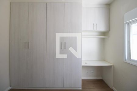 Casa de condomínio à venda com 135m², 3 quartos e 2 vagasQuarto 1