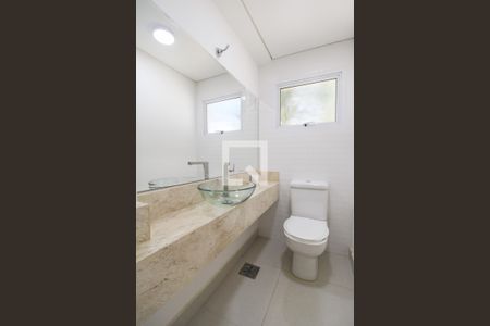 Casa de condomínio à venda com 135m², 3 quartos e 2 vagasBanheiro Social