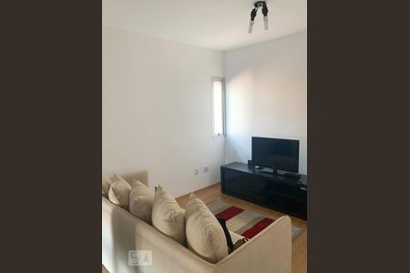 Sala de apartamento para alugar com 1 quarto, 75m² em Centro, Campinas