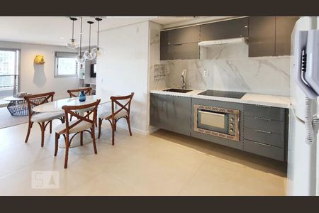 Sala/Cozinha de apartamento para alugar com 1 quarto, 58m² em Água Branca, São Paulo