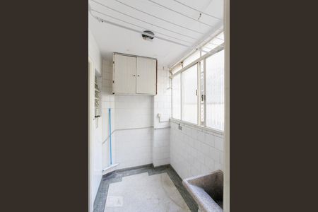 Apartamento à venda com 75m², 2 quartos e 1 vagaÁrea de Serviço 